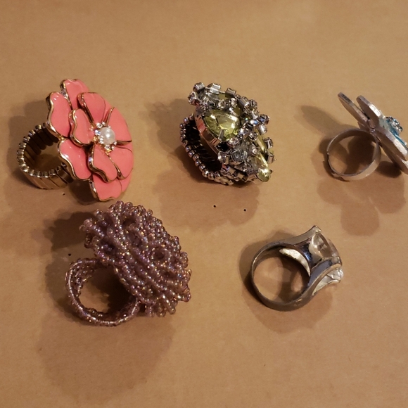 5 Rings - Picture 4 of 9